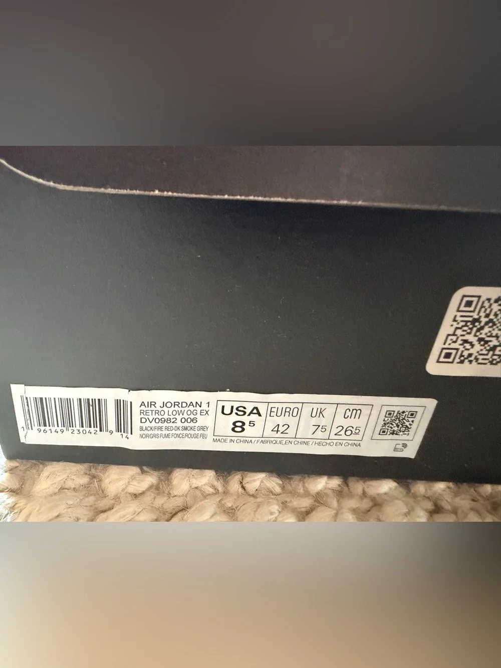 Jordan 1 Retro Sneakers - Black Smoke  - 0982006